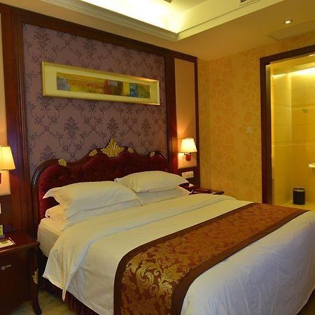 Vienna International Hotel Shanghai Pudong New District Caolu ภายนอก รูปภาพ